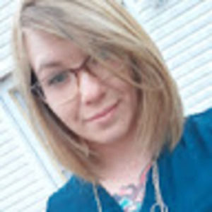 Meet your Posher, Elyse